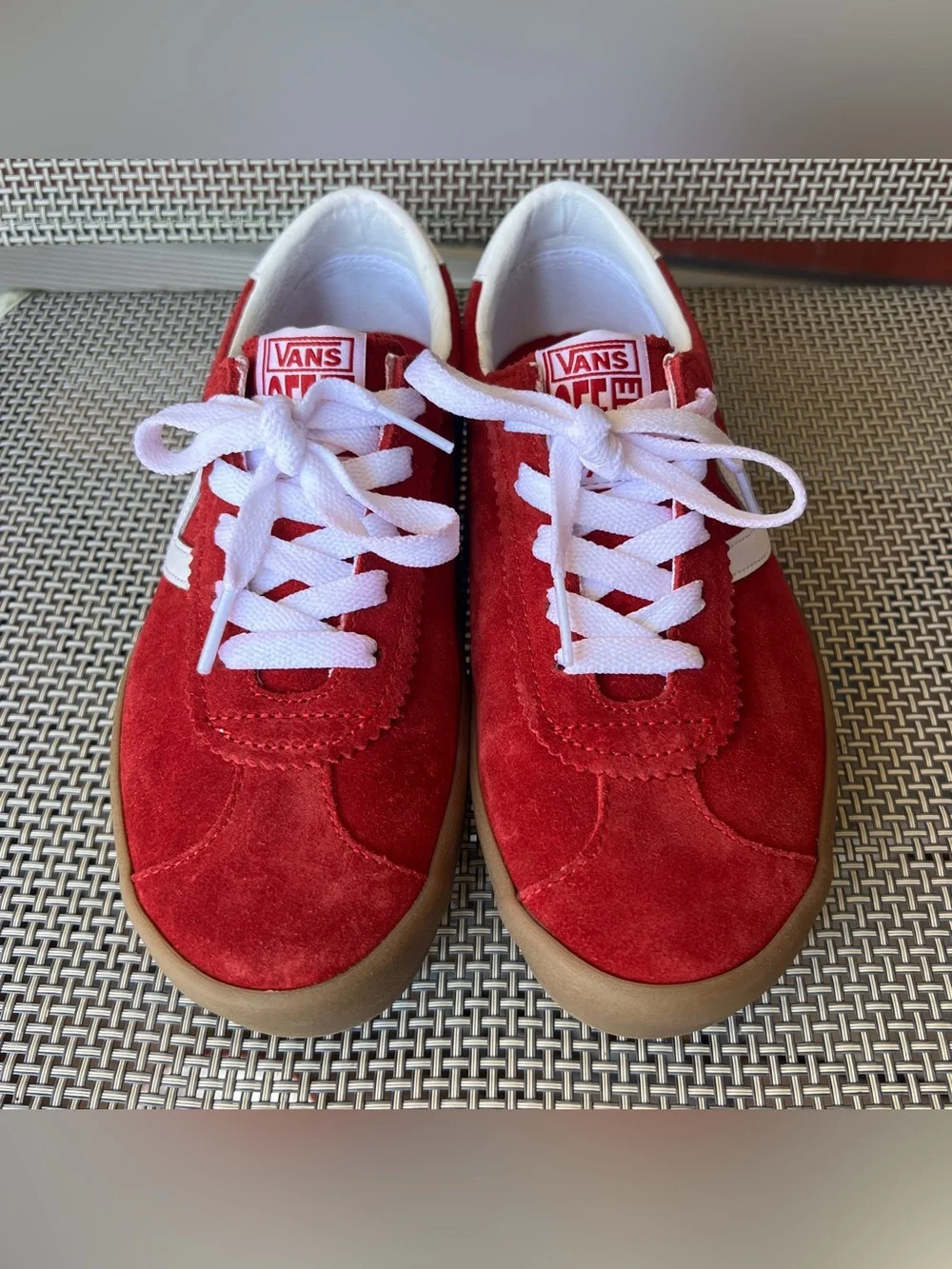 Vans Sport Low Red Women’s 6 Men’s 4.5